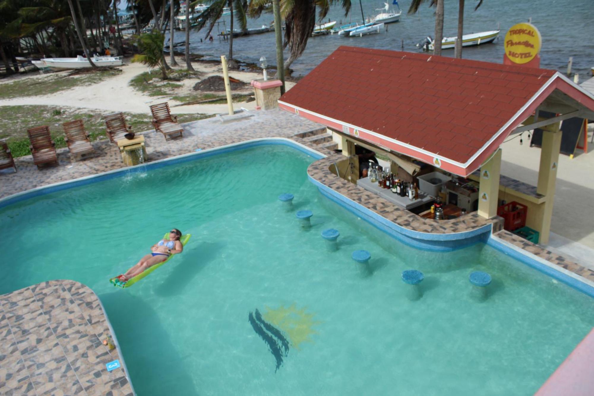 Tropical Paradise Caye Caulker Eksteriør bilde